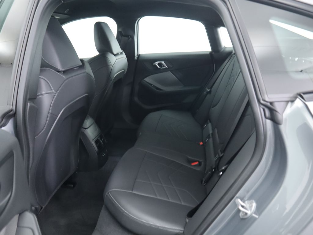 Thumbnail: 2026 BMW 2 Series - 22