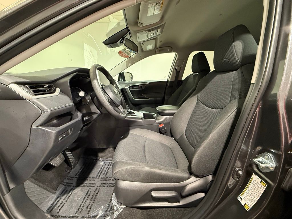 2024 Toyota RAV4 LE 13