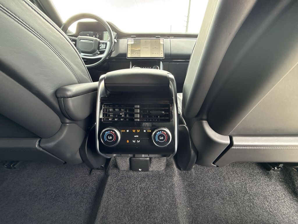 Thumbnail: 2023 Land Rover Range Rover - 18