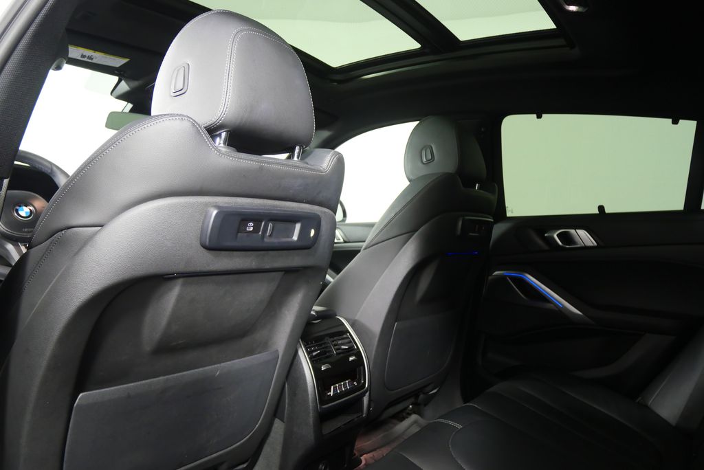 Thumbnail: 2022 BMW X6 - 19