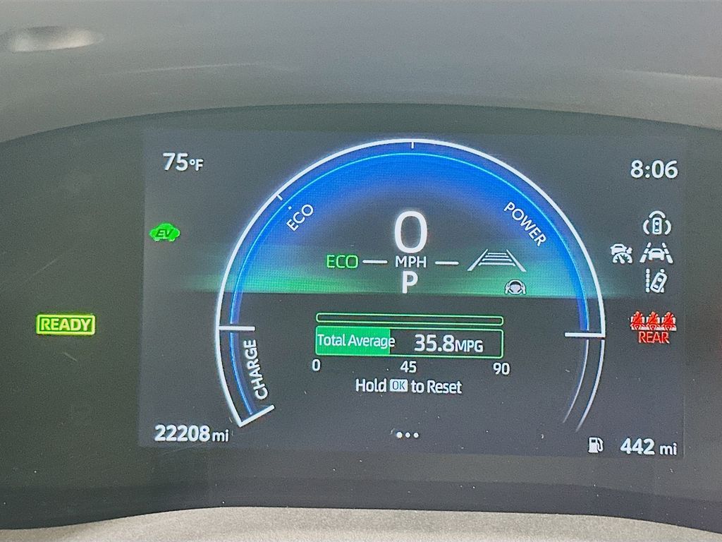 2025 Toyota Camry LE 12
