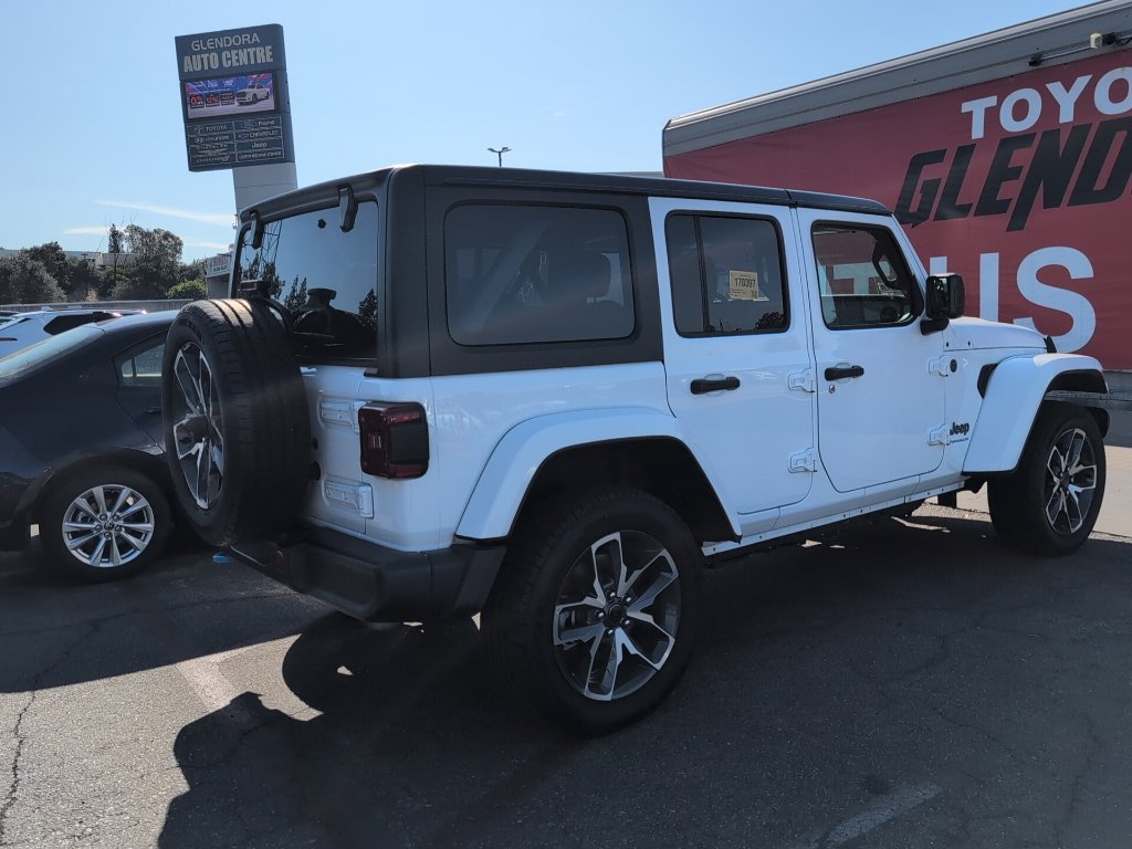 Used 2024 Jeep Wrangler SUV