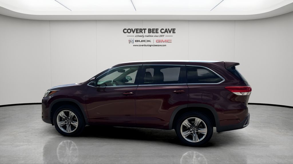 Used Car 2018 Toyota Highlander  Limited For Sale Under $30,000 In Austin, Texas