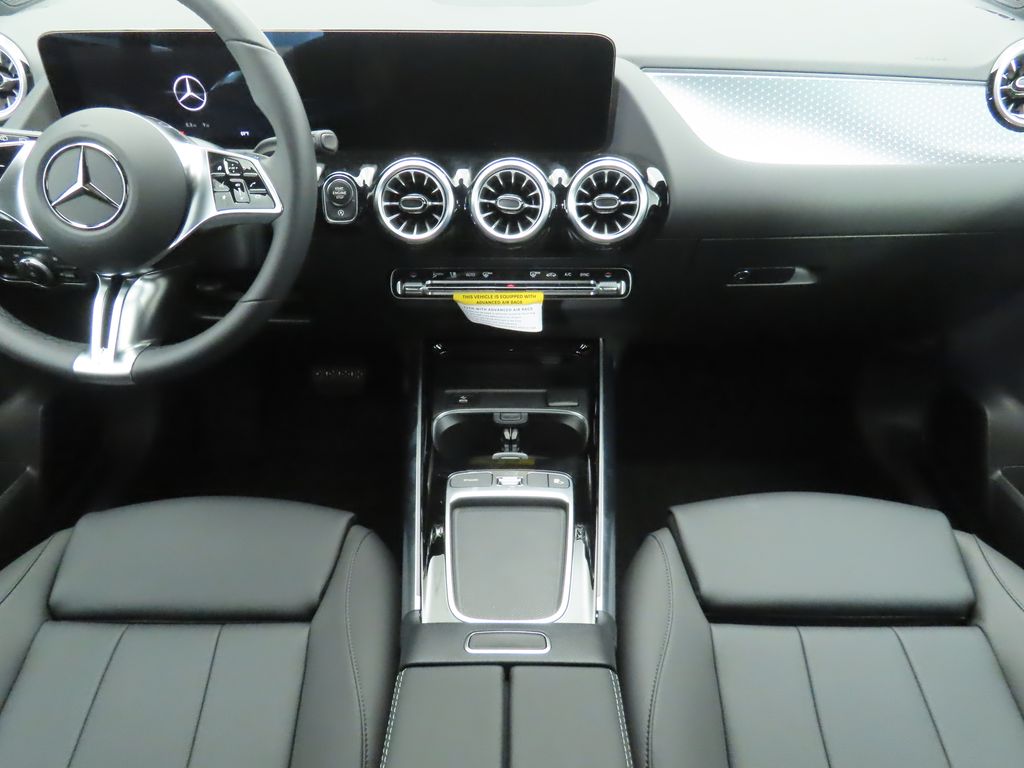 Thumbnail: 2025 Mercedes-Benz GLA - 13