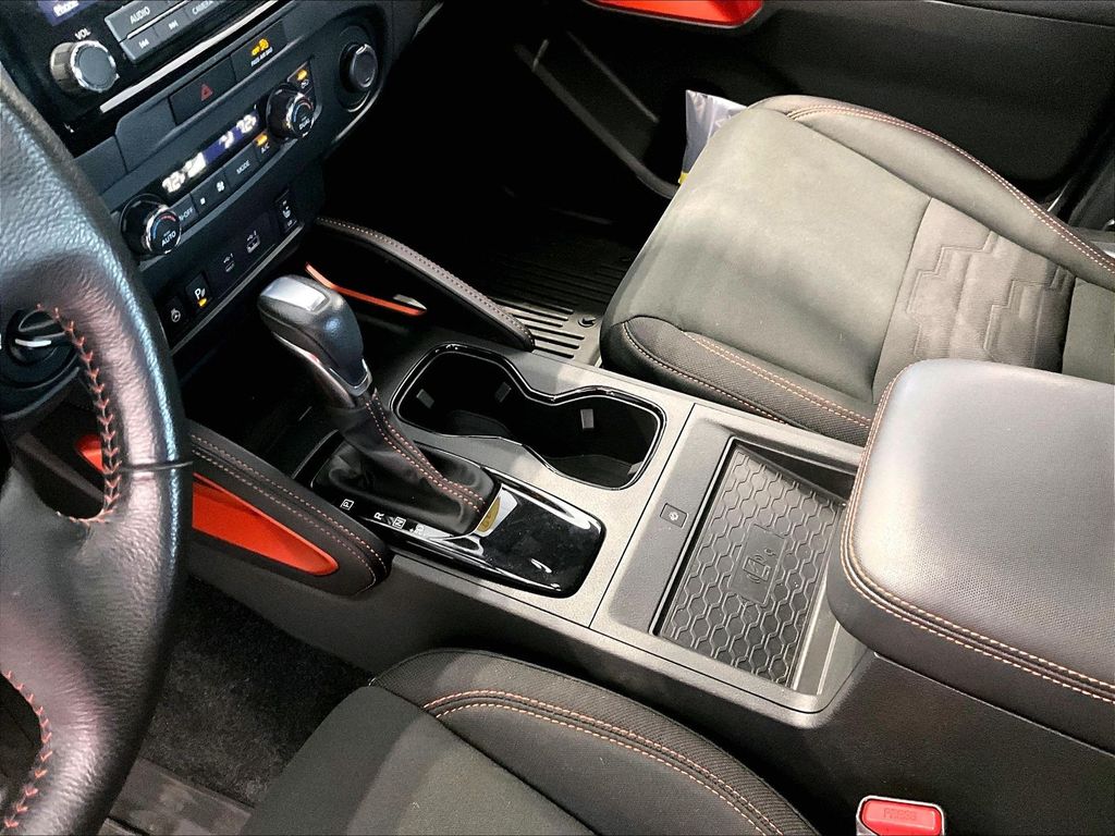 2023 Nissan Frontier — photo 15