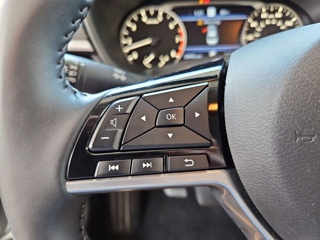 2025 Nissan Altima 2.5 SV - 10