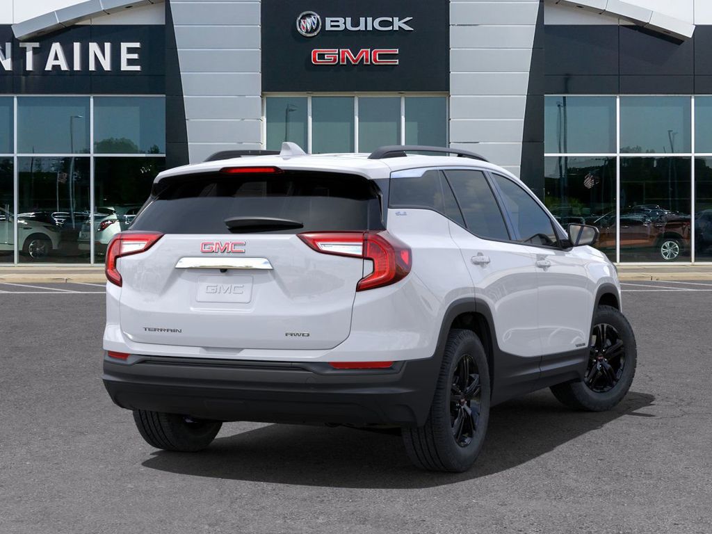 2024 GMC Terrain SLE 4