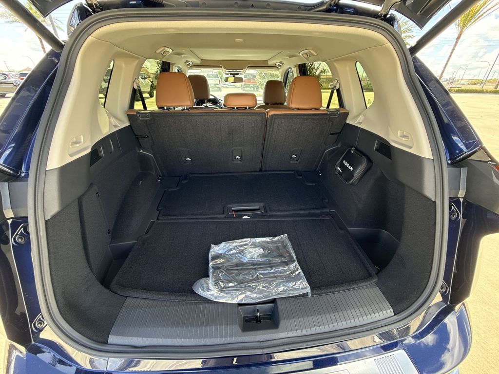 Thumbnail: 2025 Nissan Rogue - 20