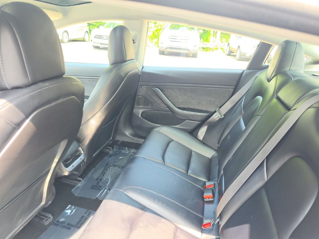 Used 2018 Blue Tesla Long Range image 9
