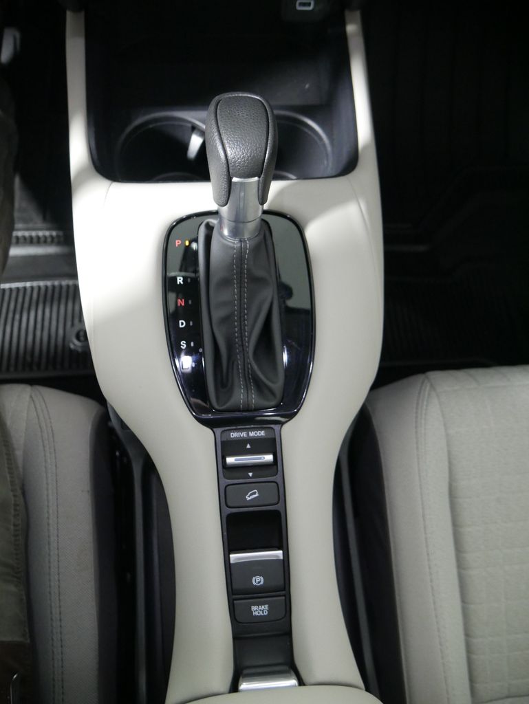 Thumbnail: 2023 Honda HR-V - 26