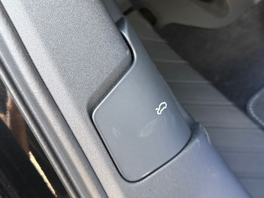 New 2025 Black Audi 2.0T Premium Plus image 66