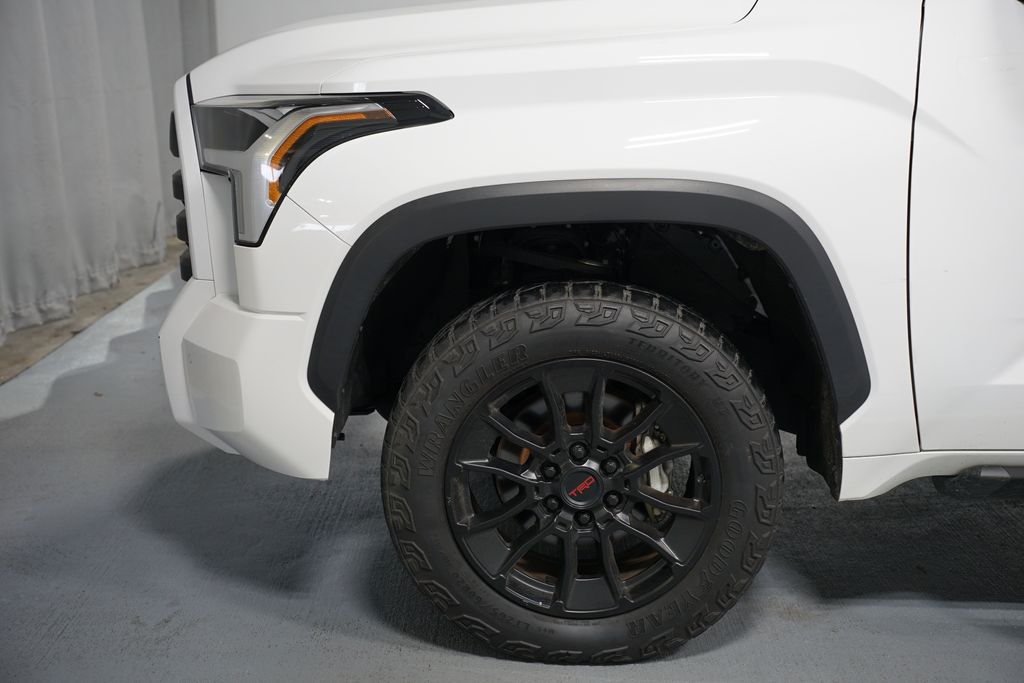 Thumbnail: 2022 Toyota Tundra - 5