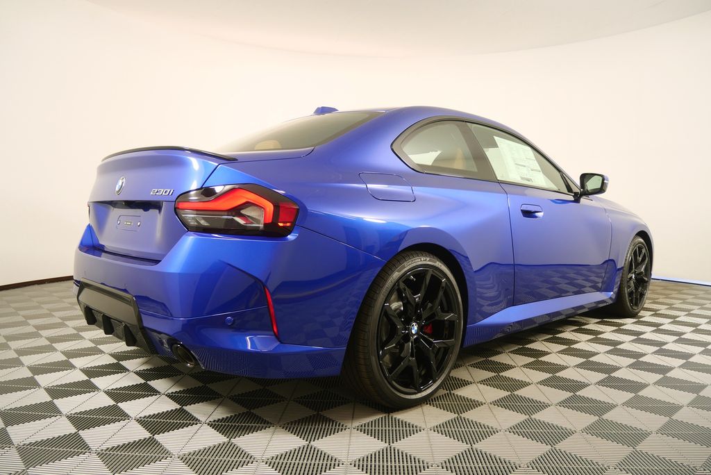 Thumbnail: 2026 BMW 2 Series - 3