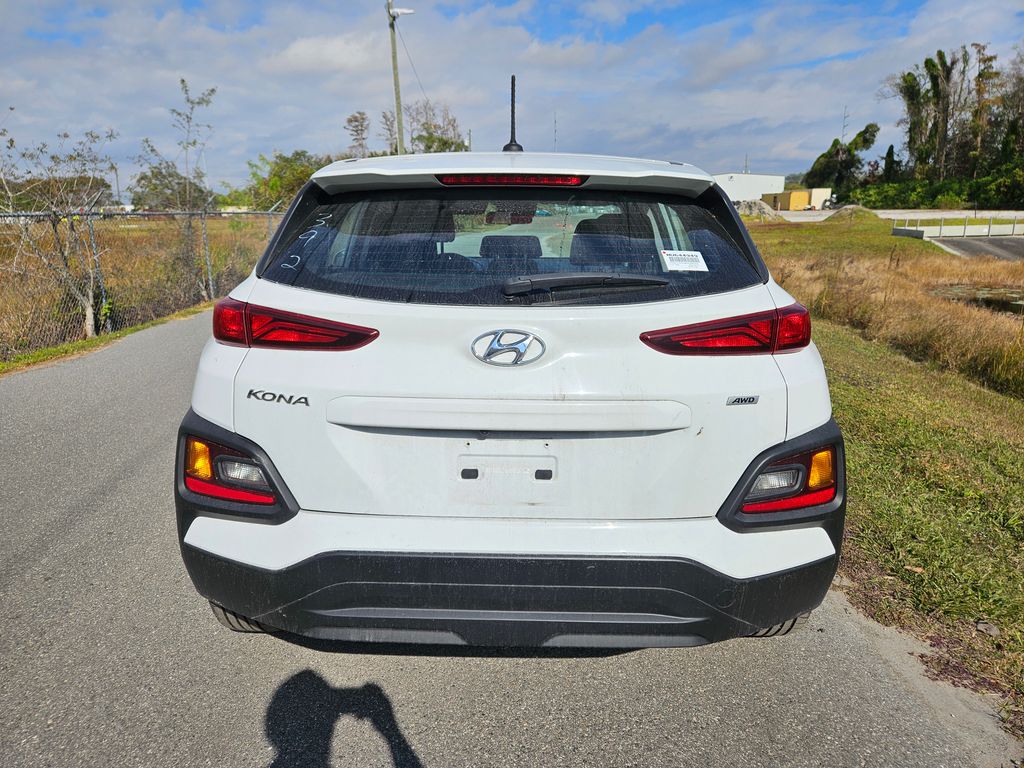 2021 Hyundai Kona SE 4