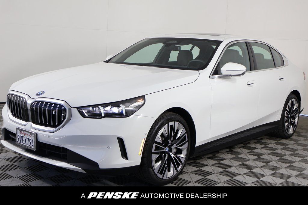 2026 BMW i5 eDrive40 -
                  Escondido, CA
