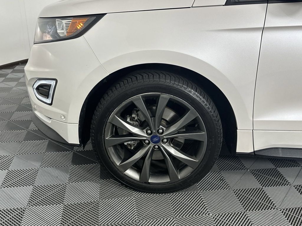 2018 Ford Edge Sport 9