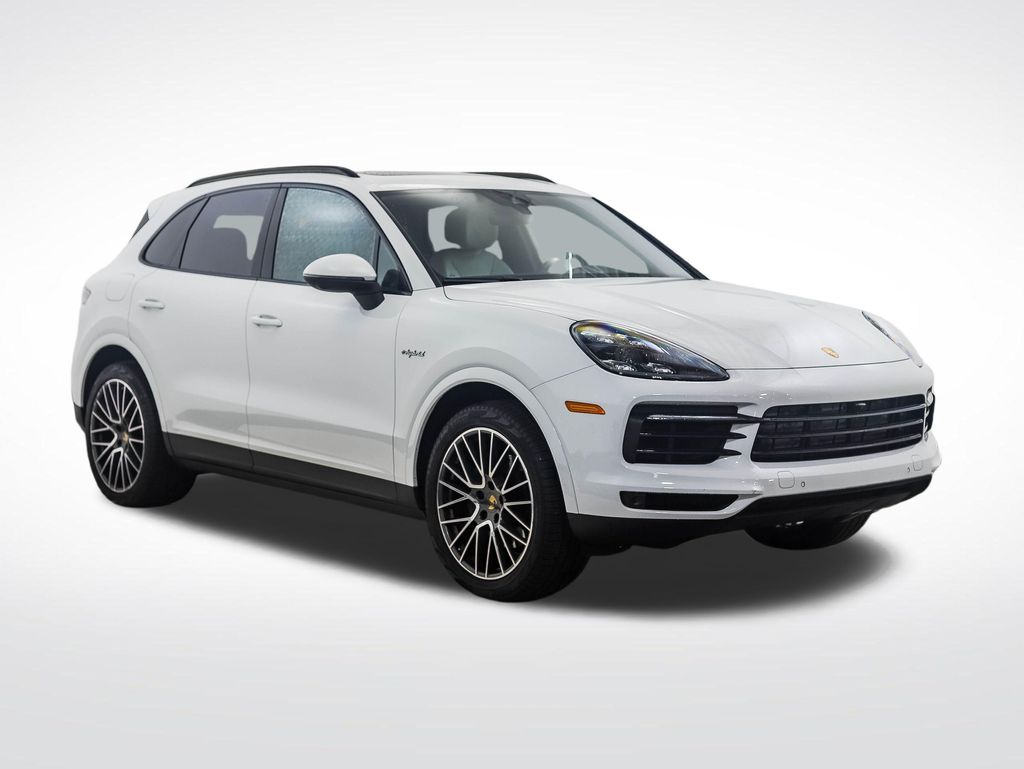 Thumbnail: 2021 Porsche Cayenne - 6