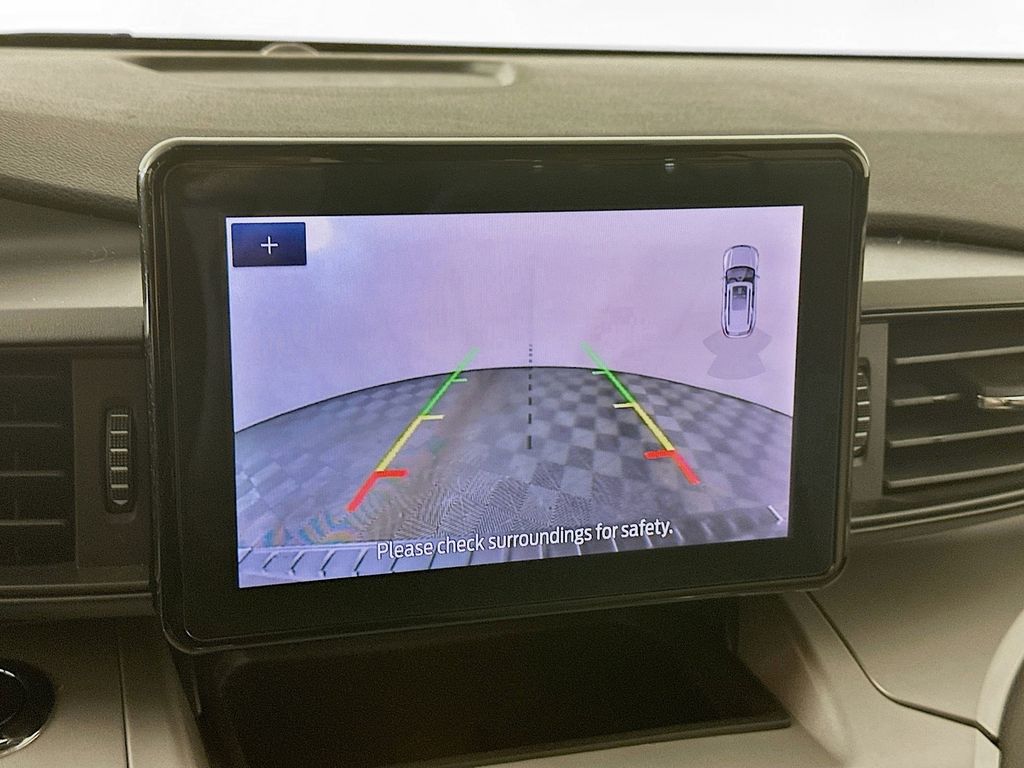 Used 2023 Gray Ford XLT image 19