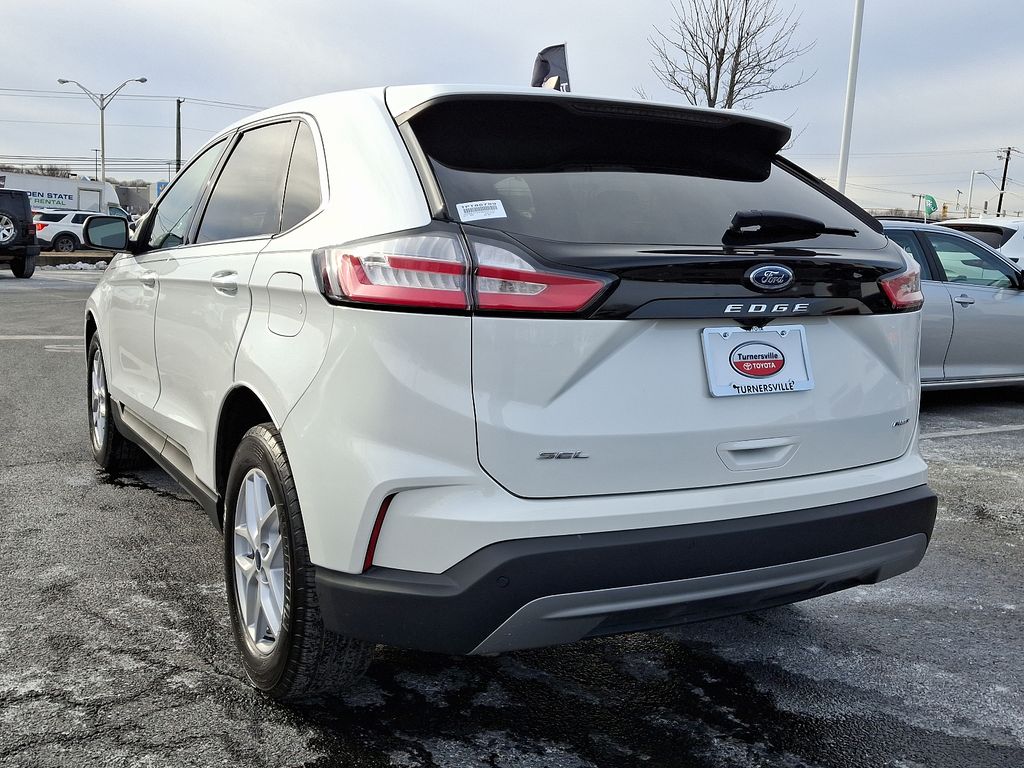 2022 Ford Edge SEL 4