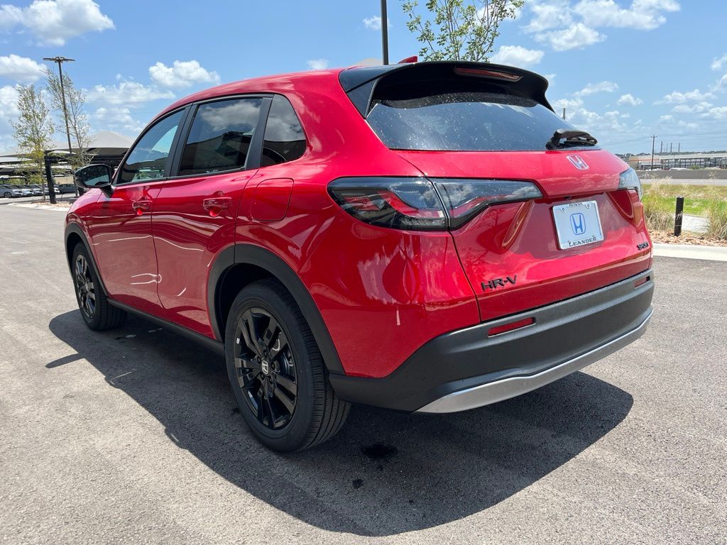 Thumbnail: 2027 Honda HR-V - 4