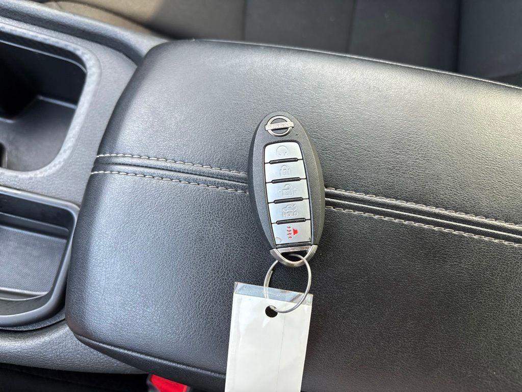 Used 2025 Nissan Sentra Sedan