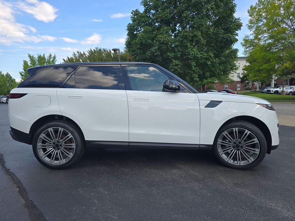 New 2026 White Land Rover SE image 6