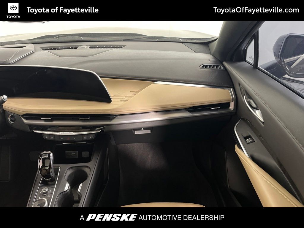Thumbnail: 2024 Cadillac XT4 - 20