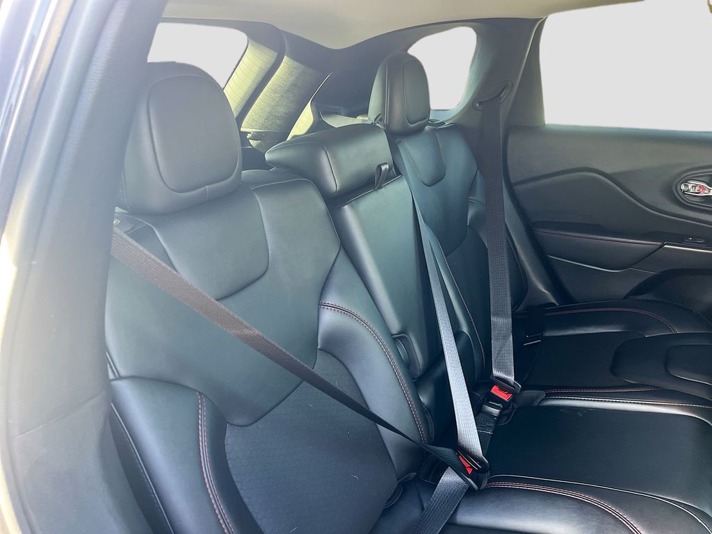 Used 2022 Gray Jeep Trailhawk image 25