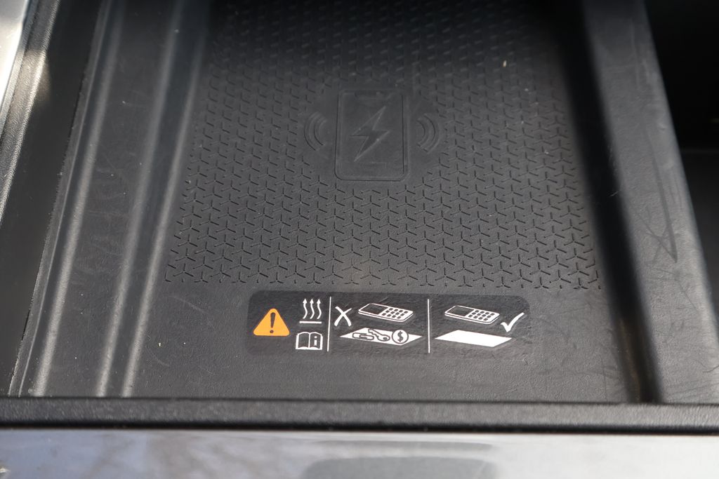 Thumbnail: 2025 GMC Acadia - 22