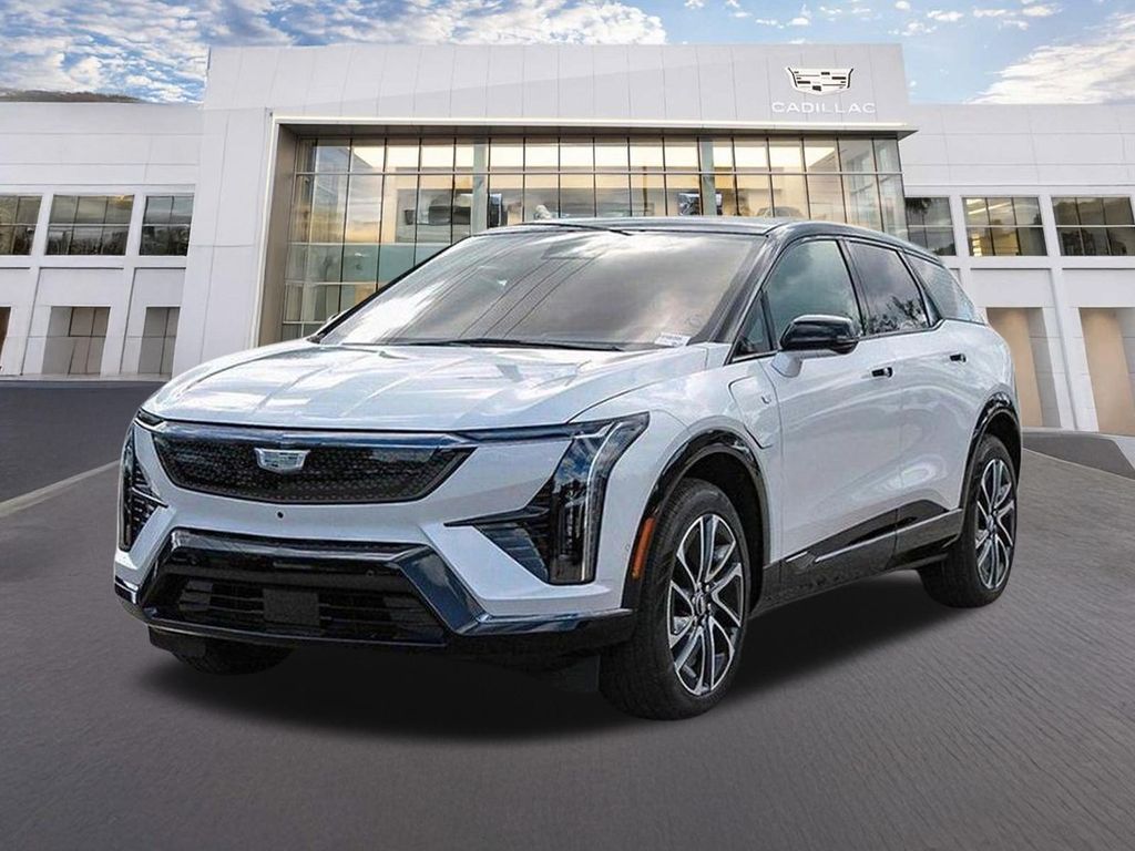 Crystal White Tricoat 2025 Cadillac OPTIQ SUV / Crossover All-Wheel Drive 1-Speed Automatic