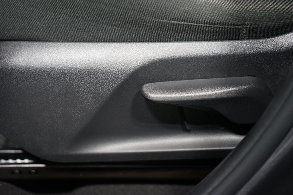 2022 Toyota RAV4 LE 30