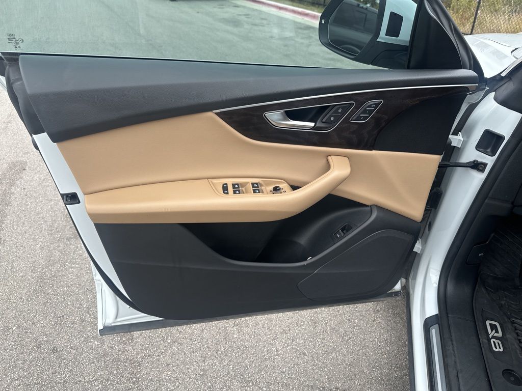 Used Car 2023 Audi Q8  For Sale Under $50,000 In Austin, Texas