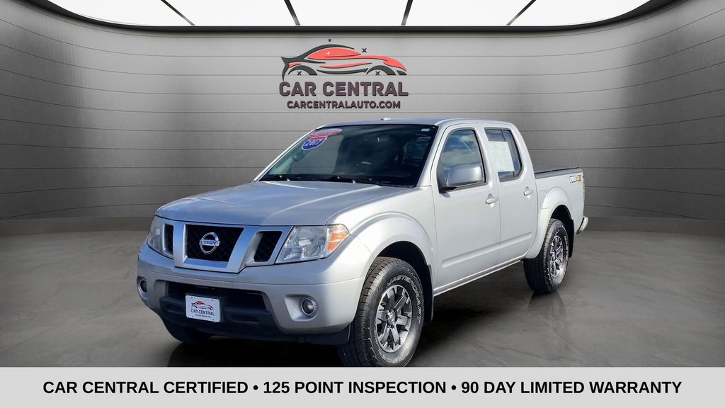 Brilliant Silver 2017 Nissan Frontier PRO-4X Crew Cab 4WD Pickup Truck Four-Wheel Drive 5-Speed Automatic Overdrive