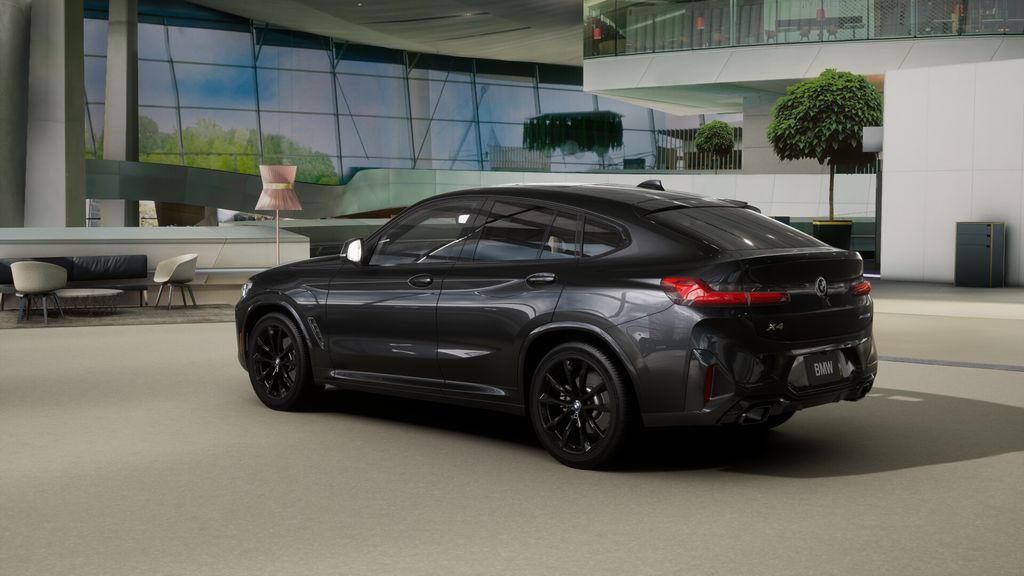 Thumbnail: 2025 BMW X4 - 2