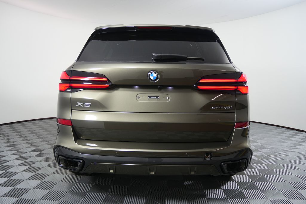 Thumbnail: 2026 BMW X5 - 4