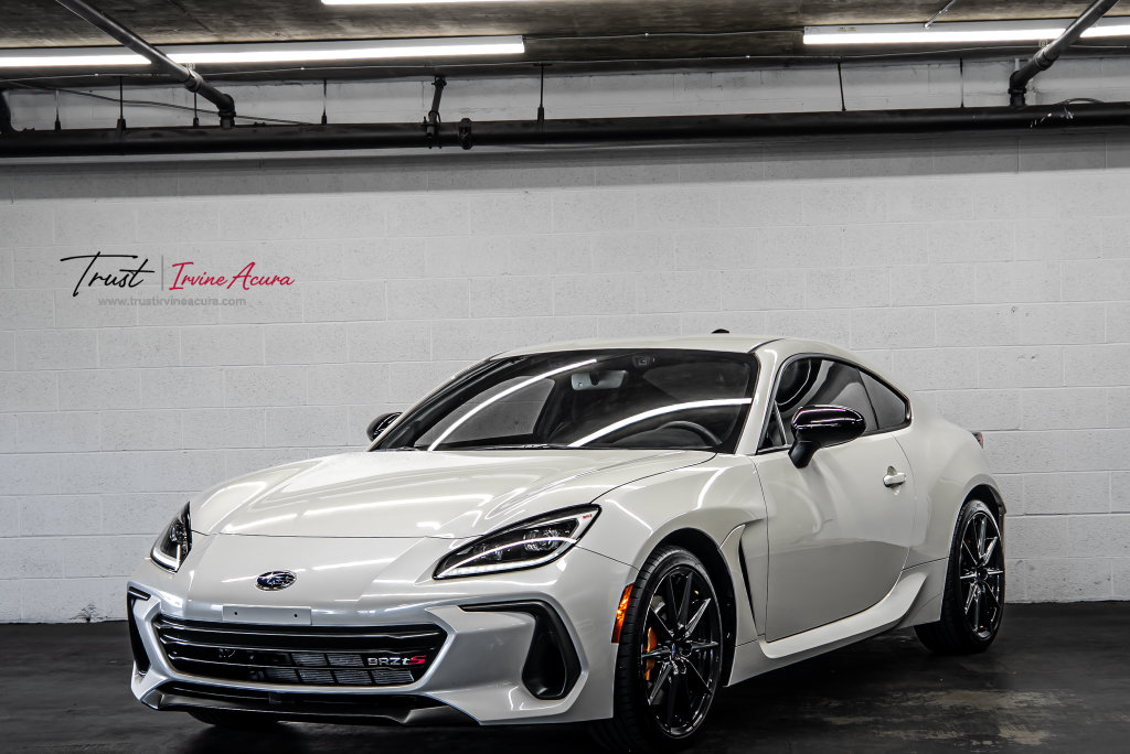 Crystal White Pearl 2025 Subaru BRZ Coupe Rear-Wheel Drive 6-Speed Manual