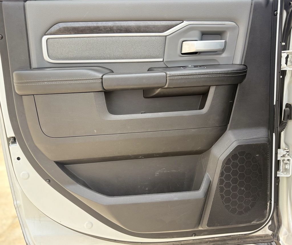 2023 Ram 2500 Big Horn White at North Houston Mitsubishi
