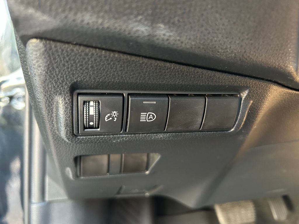 Thumbnail: 2024 Toyota Corolla Cross - 18