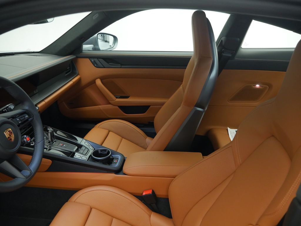 Thumbnail: 2026 Porsche 911 - 5