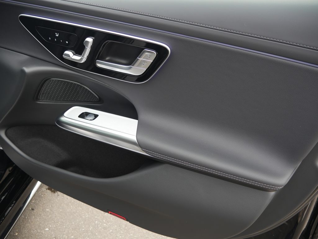 Thumbnail: 2026 Mercedes-Benz E-Class - 18
