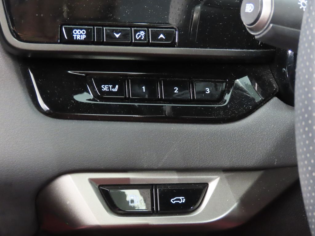 Thumbnail: 2023 Lexus RX - 22