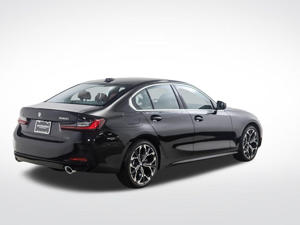 Thumbnail: 2026 BMW 3 Series - 5