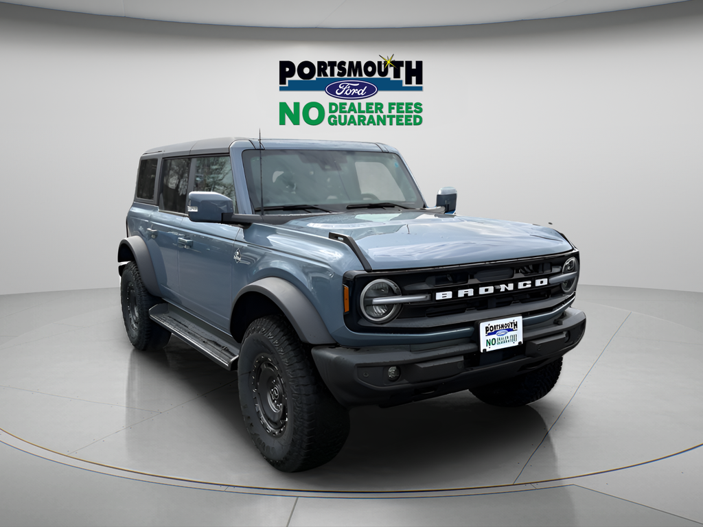 Blue (Azure Gray Metallic Tri-Coat) 2025 Ford Bronco Outer Banks 4-Door 4WD SUV / Crossover Four-Wheel Drive Automatic
