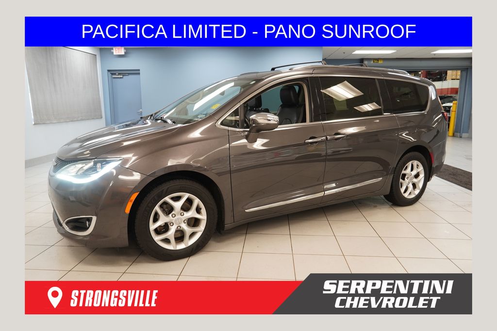 2020 Chrysler Pacifica Limited FWD