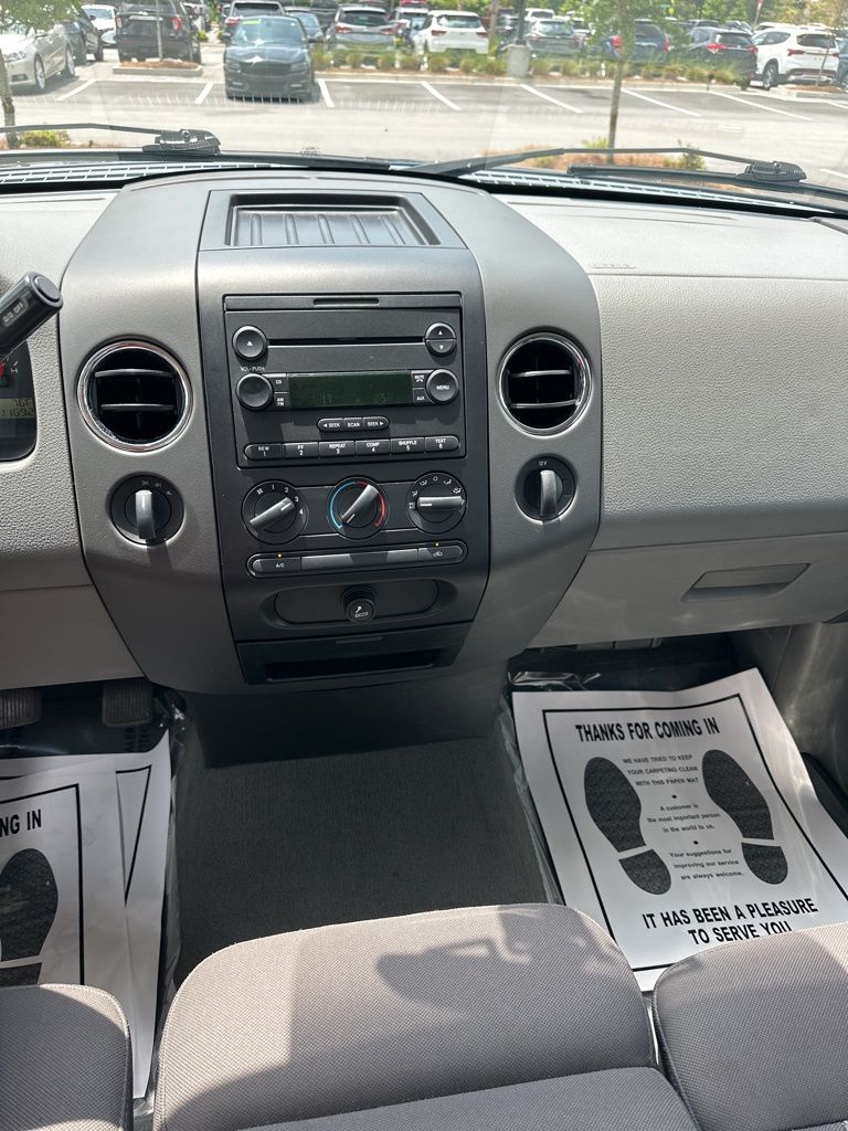 2006 Blue Ford F-150 XLT 4X4 Truck