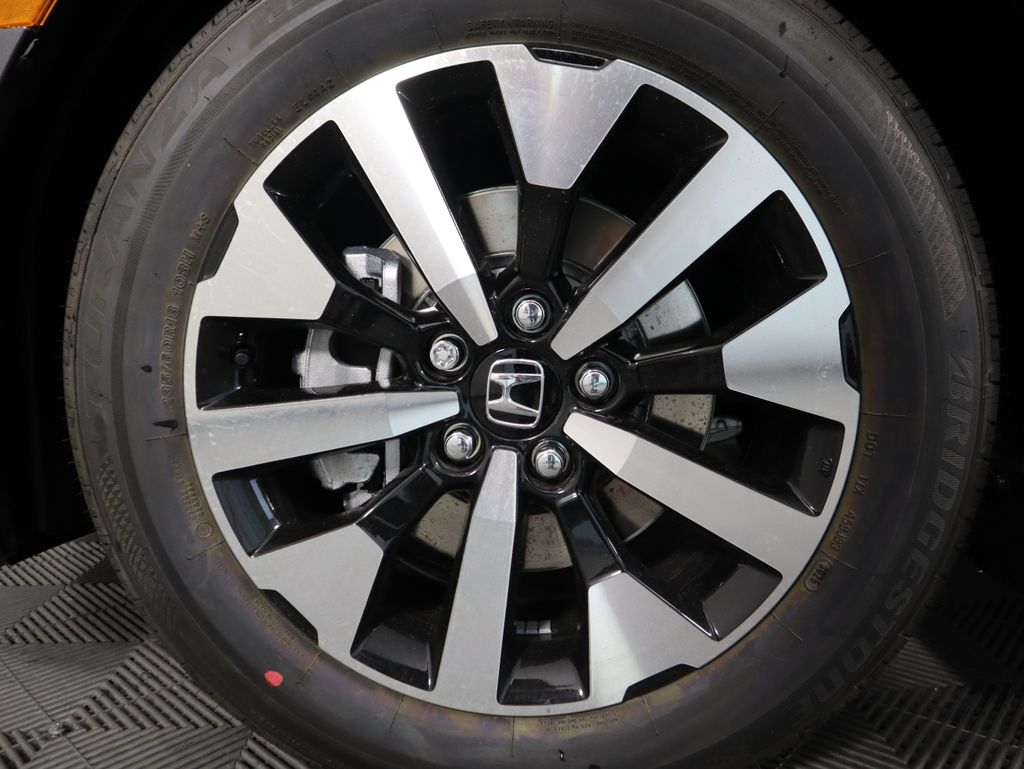 Thumbnail: 2026 Honda Odyssey - 29