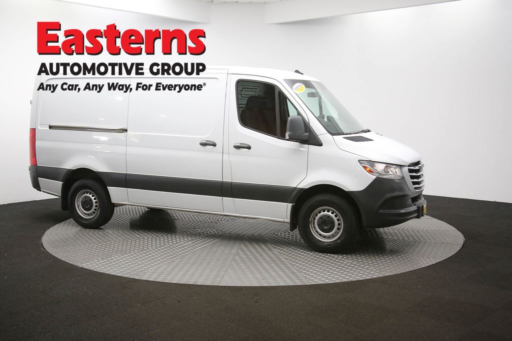 Used 2019 White Freightliner Base image 42
