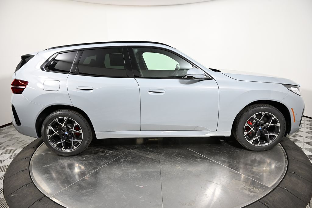 Thumbnail: 2026 BMW X3 - 6