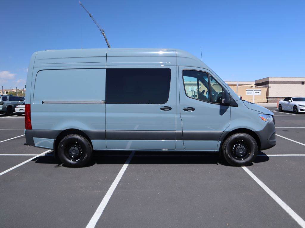 2024 Mercedes-Benz Sprinter 2500 4