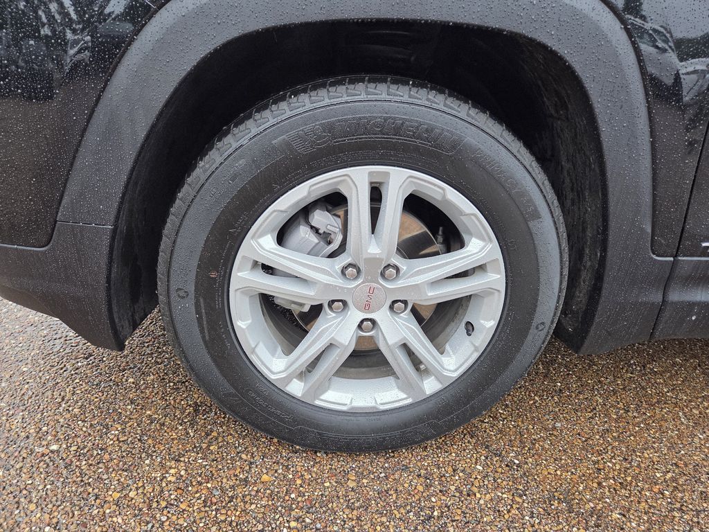 Used 2024 GMC Terrain SUV